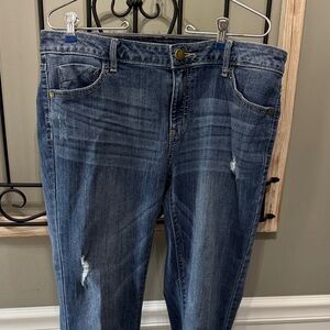 Simply Vera ( Vera Wang) Denim capri mid rise denim sz 10